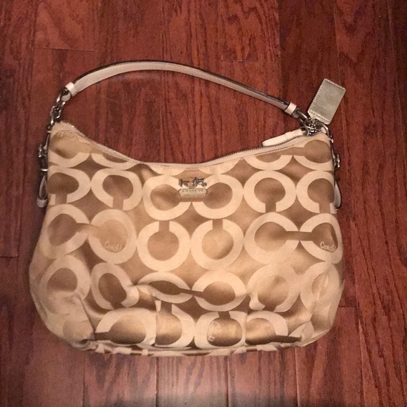 Coach Handbags - Coach Hobo Bag
